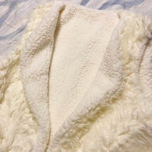 NWT - Reversible Sherpa Vest